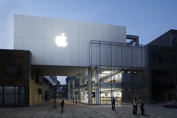 Apple Store Ready to launch ipad 2